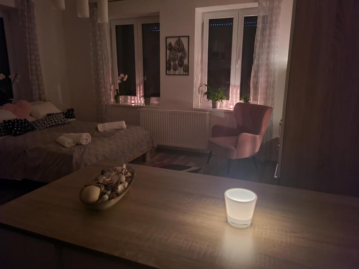 Rose Apartment Pécs Exteriör bild